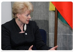 Lithuanian President Dalia Grybauskaite and Prime Minister Vladimir Putin|10 february, 2010|21:24