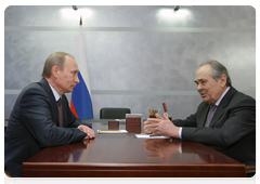 Председатель Правительства Российской Федерации В.В.Путин встретился с Президентом Республики Татарстан М.Ш.Шаймиевым|11 февраля, 2010|19:57