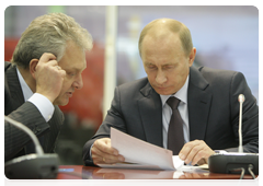 Prime Minister Vladimir Putin at the Sollers automobile plant during his trip to Naberezhnyye Chelny. The Sollers plant produces vehicles for the Italian carmaker Fiat|11 february, 2010|20:49