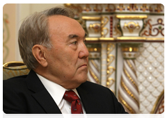 The President of the Republic of Kazakhstan Nursultan Nazarbayev during the meeting with Prime Minister Vladimir Putin|15 february, 2010|19:08