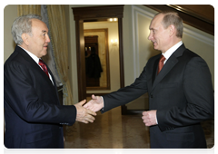 Prime Minister Vladimir Putin meets with the President of the Republic of Kazakhstan Nursultan Nazarbayev|15 february, 2010|19:09