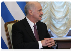 Greek Prime Minister and Foreign Minister George Papandreou with Prime Minister Vladimir Putin|16 february, 2010|14:56