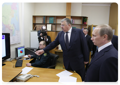 Председатель Правительства Российской Федерации В.В.Путин перед совещанием по вопросам таможенного регулирования  ознакомился с работой Центральной энергетической таможни|2 февраля, 2010|14:45