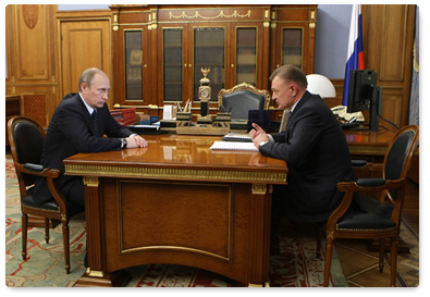 Prime Minister Vladimir Putin meets with Ryazan Governor Oleg Kovalev