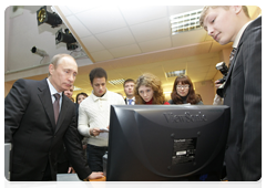 Prime Minister Vladimir Putin at secondary school No. 88 in Tyumen, which he visited during his working trip to the Urals Federal District|26 february, 2010|16:33