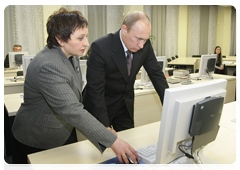 Prime Minister Vladimir Putin visiting the Mendeleyev Tyumen Region Research Library and the Tyumen branch of the Boris Yeltsin Presidential Library|26 february, 2010|17:44