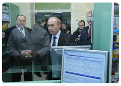 Председатель Правительства Российской Федерации В.В.Путин посетил в Уфе поликлинику, в которой активно используются современные информационные технологии|8 февраля, 2010|18:58