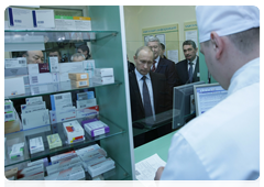 Председатель Правительства Российской Федерации В.В.Путин посетил в Уфе поликлинику, в которой активно используются современные информационные технологии|8 февраля, 2010|19:06