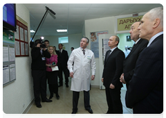 Prime Minister Vladimir Putin visits an outpatient clinic in Ufa that uses modern information technologies|8 february, 2010|19:10