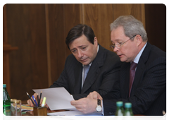 Alexander Khloponin, Deputy Prime Minister and Presidential envoy to the North Caucasus Federal District, and Regional Development Minister Viktor Basargin during a meeting on the social and economic development of the Republic of Ingushetia|1 march, 2010|21:01