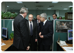 Председатель Правительства Российской Федерации В.В.Путин посетил ОАО «Компания “Сухой”»|1 марта, 2010|23:39