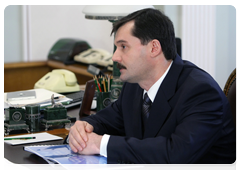 Alexander Neradko, head of the Federal Air Transport Agency during a meeting with Prime Minister Vladimir Putin|11 march, 2010|17:18