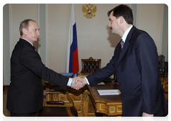 Prime Minister Vladimir Putin meeting with Alexander Neradko, head of the Federal Air Transport Agency|11 march, 2010|17:19