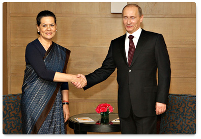 Prime Minister Vladimir Putin meets with the Chairperson of the United Progressive Alliance and the President of the Indian National Congress, Sonia Gandhi
