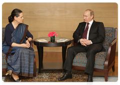 Prime Minister Vladimir Putin meets with the Chairperson of the United Progressive Alliance and the President of the Indian National Congress, Sonia Gandhi|12 march, 2010|16:49