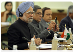 Indian Prime Minister Dr Manmohan Singh during a meeting with Prime Minister Vladimir Putin|12 march, 2010|18:08