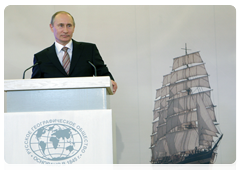 Prime Minister Vladimir Putin attends a meeting of the trustees of the Russian Geographical Society|15 march, 2010|17:34