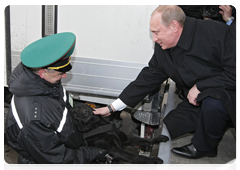 Russian Prime Minister Vladimir Putin and Belarusian Prime Minister Sergei Sidorsky visit the Kozlovichi-2 border checkpoint for freight in Brest, on the border between Belarus and Poland|16 march, 2010|17:49