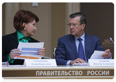 First Deputy Prime Minister Viktor Zubkov and Minister of Agriculture Yelena Skrynnik at a meeting on preparations for the 2010 spring sowing season|19 march, 2010|15:16