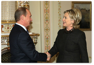 Prime Minister Vladimir Putin meets with U.S. Secretary of State Hillary Clinton