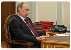 Prime Minister Vladimir Putin meets with Deputy Prime Minister Dmitry Kozak|22 march, 2010|10:30