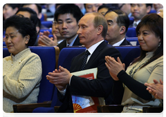 Prime Minister Vladimir Putin and Chinese Vice-President Xi Jinping during the opening ceremony for the Year of the Chinese Language in Russia|23 march, 2010|22:45