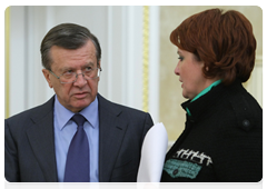 First Deputy Prime Minister Viktor Zubkov and Agriculture Minister Yelena Skrynnik during a meeting of the Government Presidium|24 march, 2010|21:50