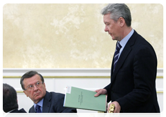 First Deputy Prime Minister Viktor Zubkov and Deputy Prime Minister Sergei Sobyanin during a meeting of the Government Presidium|24 march, 2010|21:55