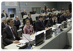 Prime Minister Vladimir Putin at an expanded meeting of the Government Commission on Emergency Prevention, Emergency Relief, and Fire Safety|26 march, 2010|17:56