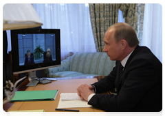 Prime Minister Vladimir Putin during trip to Krasnoyarsk holding a videoconference on Moscow metro attacks relief|29 march, 2010|16:05