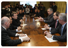 Prime Minister Vladimir Putin met with the governors of the territories and regions of the Siberian Federal District|29 march, 2010|16:23