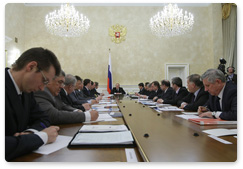 Prime Minister Vladimir Putin holds a meeting on improving transport security