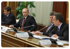 Prime Minister Vladimir Putin at a meeting with the heads of Russian sports federations|5 march, 2010|17:16
