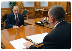 Prime Minister Vladimir Putin holds late-night working meeting with Deputy Prime Minister Igor Sechin|6 march, 2010|11:16