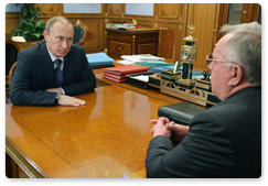 Prime Minister Vladimir Putin meets with leader of the Republic of Altai Alexander Berdnikov