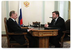 Prime Minister Vladimir Putin meets with Kirov Region Governor Nikita Belykh