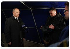 Russian Prime Minister Vladimir Putin addressing the Polish nation|11 april, 2010|01:37