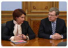 Deputy Prime Minister and Finance Minister Alexei Kudrin and Minister of Agriculture Yelena Skrynnik at a meeting with Prime Minister Vladimir Putin|14 april, 2010|15:55