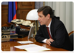 Deputy Prime Minister Alexander Zhukov meets with Prime Minister Vladimir Putin|15 april, 2010|13:08