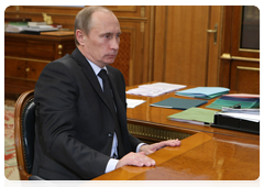 Prime Minister Vladimir Putin meets with Sberbank Chairman German Gref|16 april, 2010|13:45