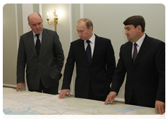 Prime Minister Vladimir Putin, Deputy Foreign Minister Grigory Karasin and Transport Minister Igor Levitin at an emergency meeting regarding Russian travellers flying to or from Europe|18 april, 2010|14:54