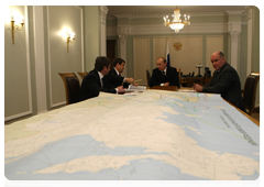 Prime Minister Vladimir Putin holding an emergency meeting with Transport Minister Igor Levitin, Deputy Foreign Minister Grigory Karasin and Deputy Minister of Sport, Tourism and Youth Policy Oleg Rozhnov regarding Russian travellers flying to or from Europe|18 april, 2010|15:10