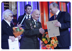 Prime Minister Vladimir Putin attends the awards ceremony for Russia’s Best Doctor of the Year|19 april, 2010|17:02