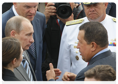 Prime Minister Vladimir Putin and Venezuelan President Hugo Chavez touring the Krusenstern, a Russian sailing ship, in the seaport of Caracas|2 april, 2010|18:11