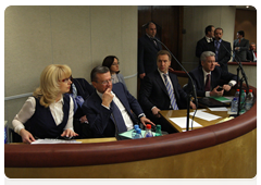 Cabinet members at a session of the State Duma|20 april, 2010|17:12