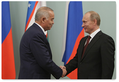 Prime Minister Vladimir Putin meets with President Karimov of Uzbekistan