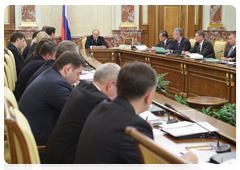 Prime Minister Vladimir Putin chairs a meeting of the Russian Government|22 april, 2010|17:48