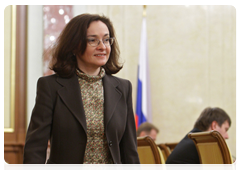 Minister of Economic Development Elvira Nabiullina before the meeting of the Russian Government|22 april, 2010|17:49