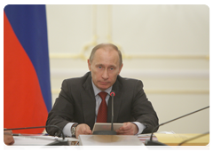 Prime Minister Vladimir Putin during a meeting of the Presidium of the Presidential Council on National Priority Projects and Demographic Policy|23 april, 2010|14:50