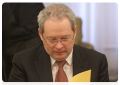 Minister of Regional Development Viktor Basargin during a meeting of the Presidium of the Presidential Council on National Priority Projects and Demographic Policy|23 april, 2010|14:51